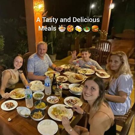 Oleena Home Stay Habarana Bagian luar foto