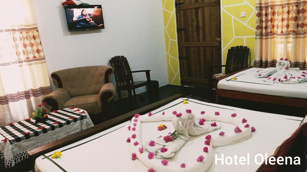 Oleena Home Stay Habarana Bagian luar foto